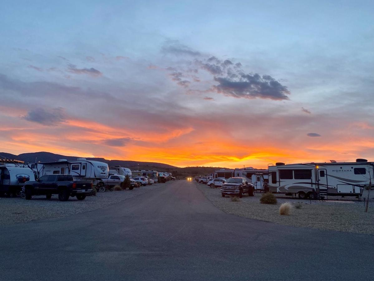 Verde Ranch Rv Resort Camp Verde Exterior photo